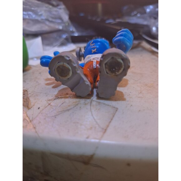 Tech Deck Dudes Frank N Figure Z2 Zoods Crew Dude Evolution Hot Feet Blue - Picture 6 of 6